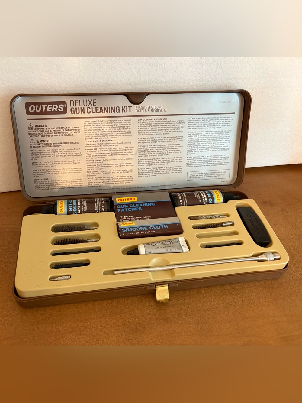 Outer Deluxe Gun Cleaning Kit Rifles, Shotgun, Pistols & Revolvers